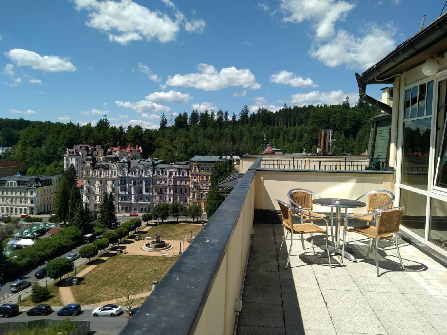 Hotel Flora Mariánské Lázně Esterno foto
